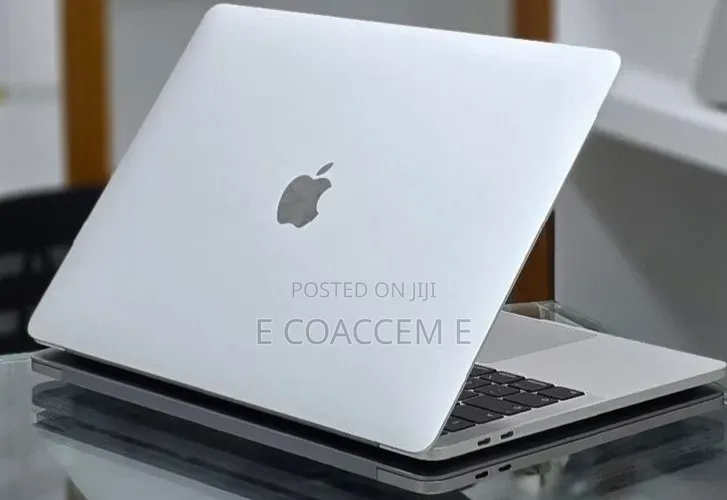 New Laptop Apple MacBook 16GB Intel Core i7 SSD 256GB