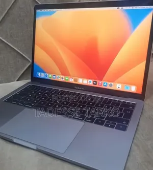 New Laptop Apple MacBook Pro 2017 16GB Intel Core i5 SSD 512GB