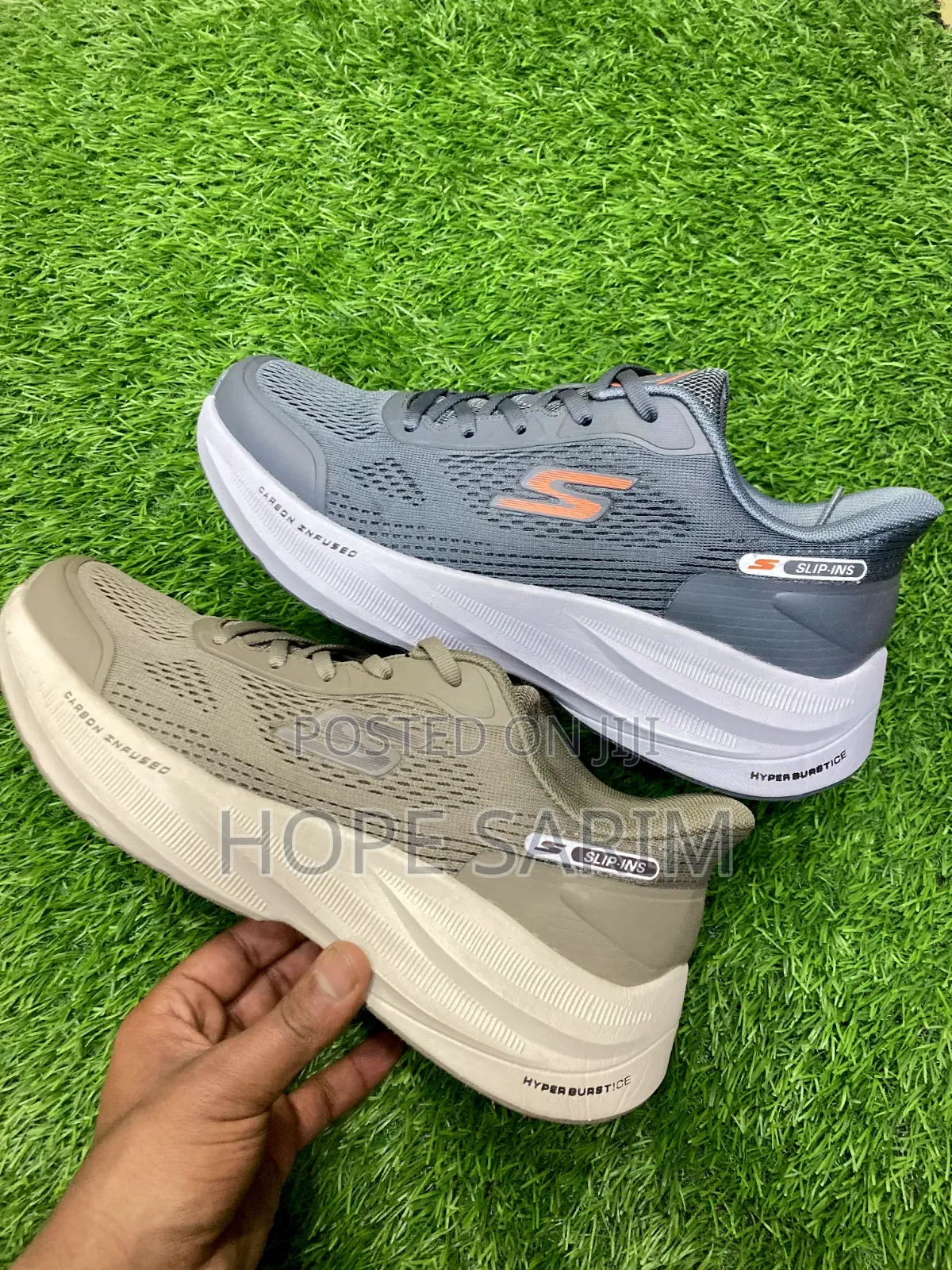 Skechers Hands Free Slip-Ins Max Run