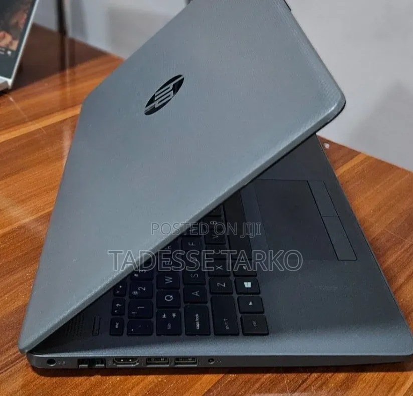 New Laptop HP 250 G7 8GB Intel Core i5 HDD 1T