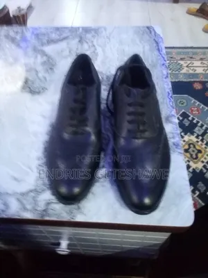 ኦርጅናል ቆዳ ጫማ
