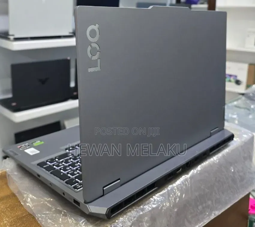 New Laptop Lenovo LOQ 15AHP10 16GB AMD Ryzen 5 SSD 512GB