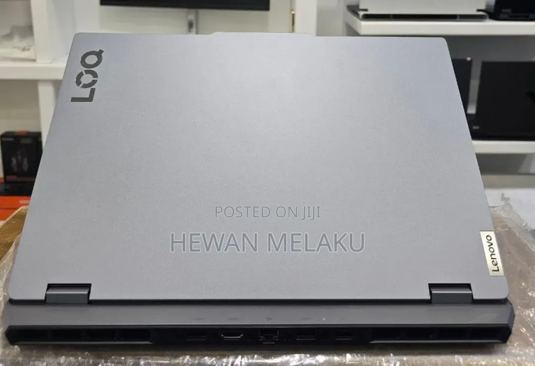 New Laptop Lenovo LOQ 15AHP10 16GB AMD Ryzen 5 SSD 512GB