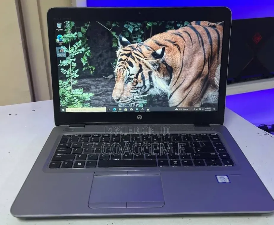 New Laptop HP 4GB Intel Core i5 HDD 1T