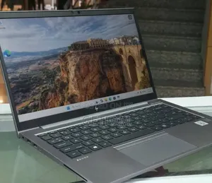 New Laptop HP ZBook Power G7 16GB Intel Core i7 SSD 512GB