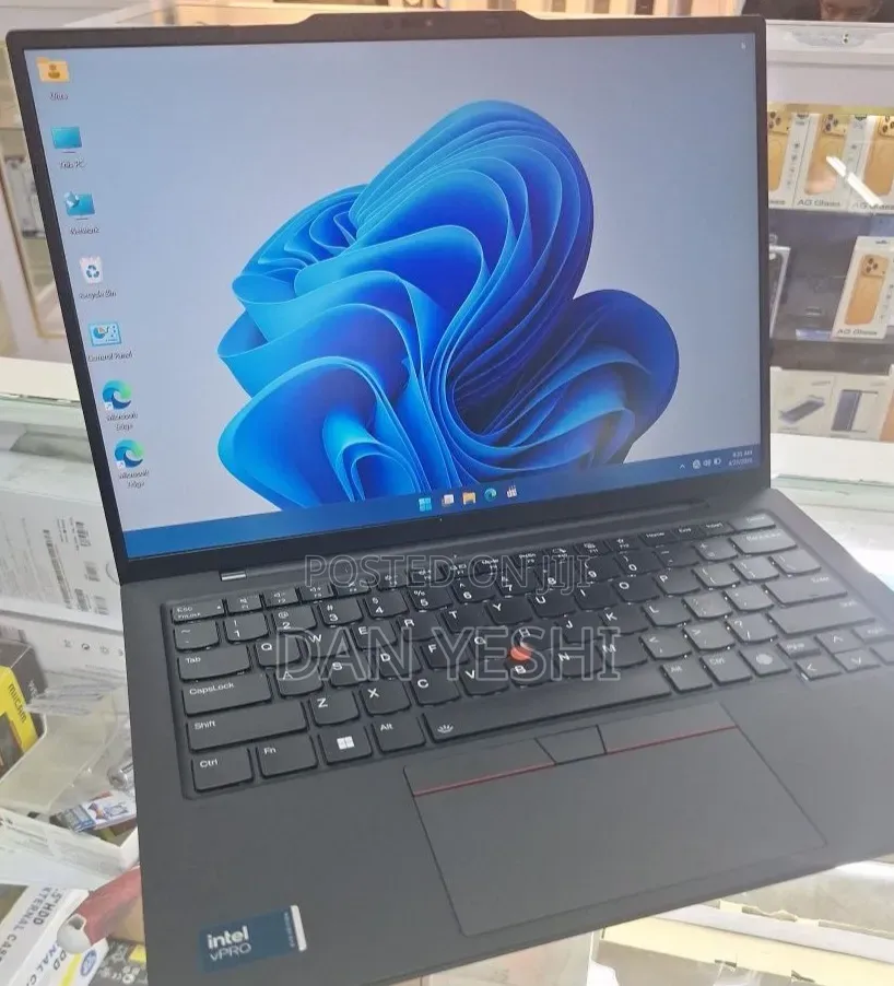 New Laptop Lenovo ThinkPad X1 Carbon 32GB Intel Core Ultra 7 SSD 1T