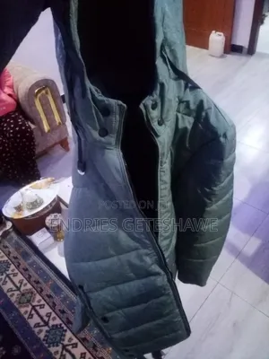 ለክረምት ምቹ የሆነ ኦርጅናል ጃኬት