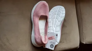 Women's Shoe