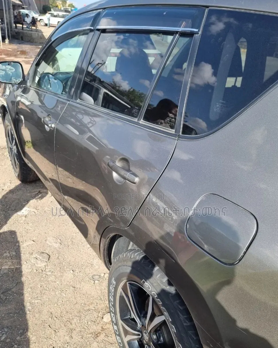 Toyota RAV4 2011 Teal