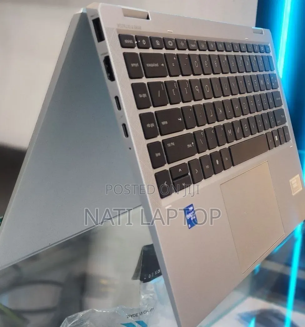 New Laptop HP EliteBook 1040 G8 16GB Intel Core i5 SSD 512GB