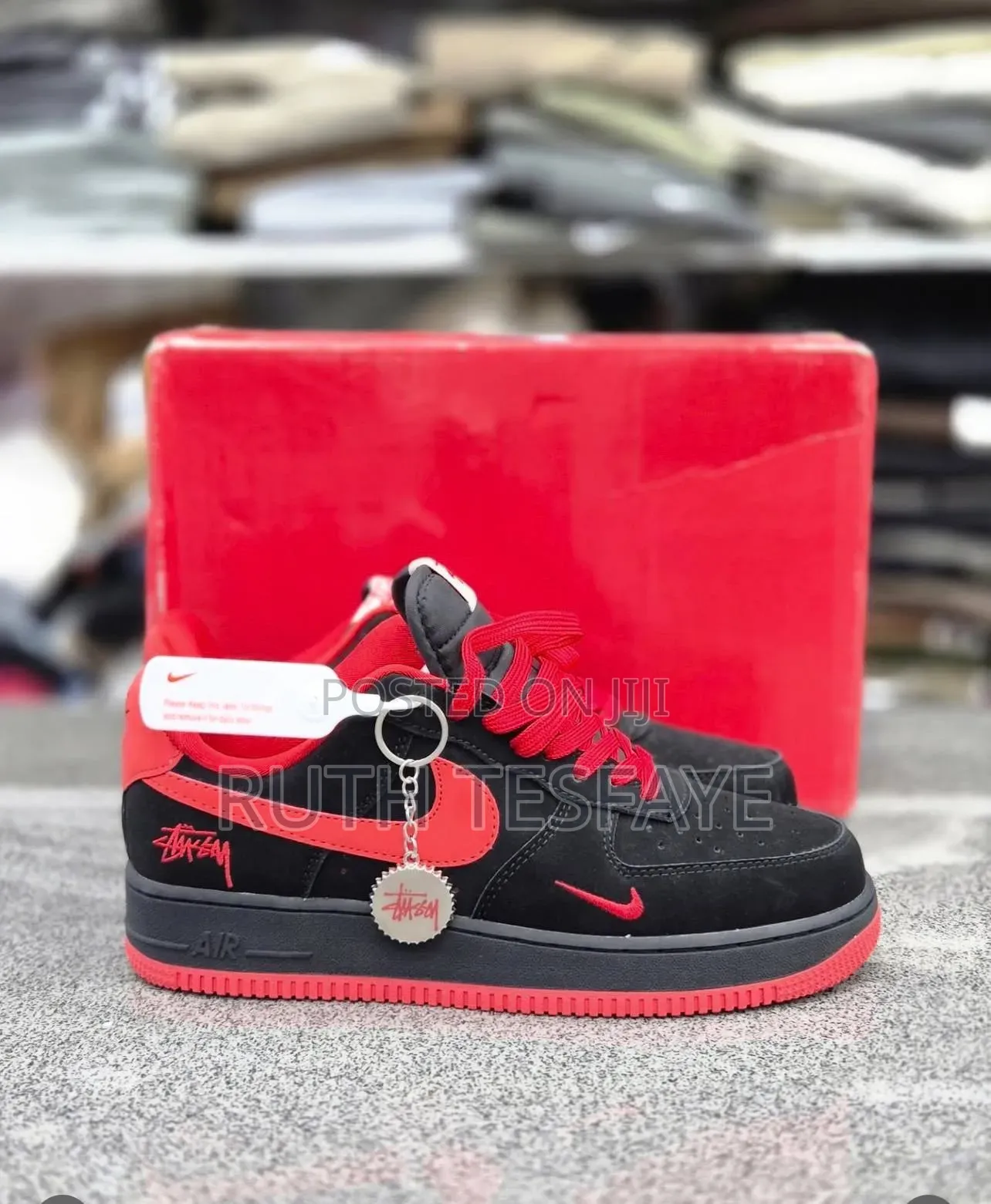 Nike Airforce 1low Bred Style