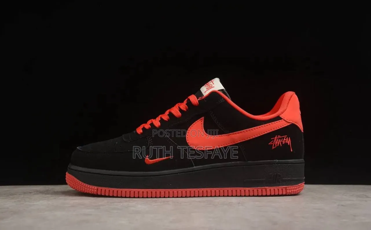 Nike Airforce 1low Bred Style