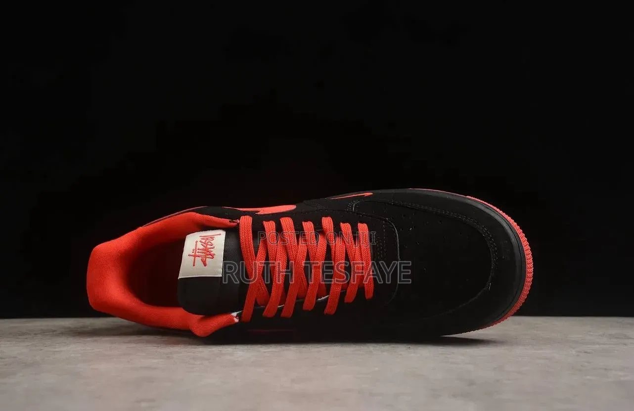 Nike Airforce 1low Bred Style