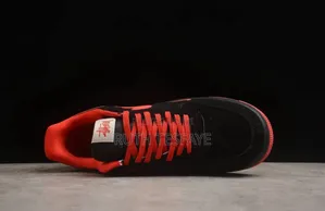 Nike Airforce 1low Bred Style