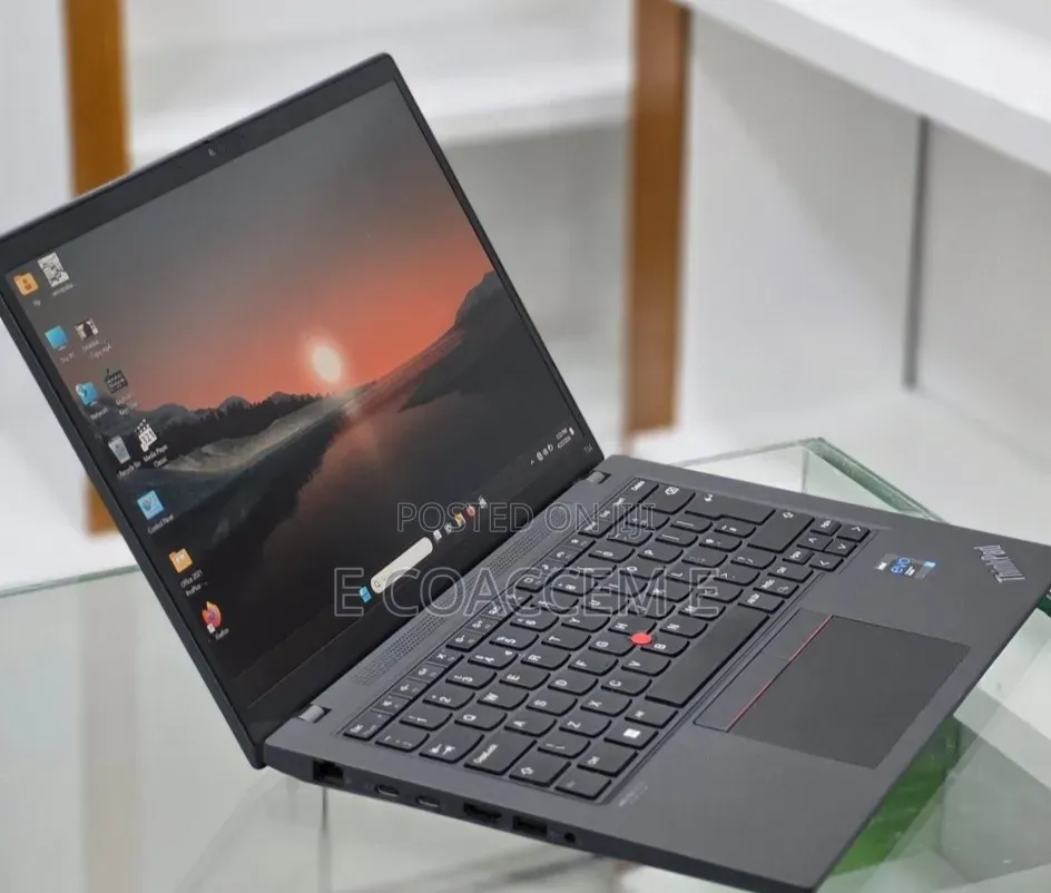 New Laptop Lenovo ThinkPad T14 16GB Intel Core i7 SSD 256GB