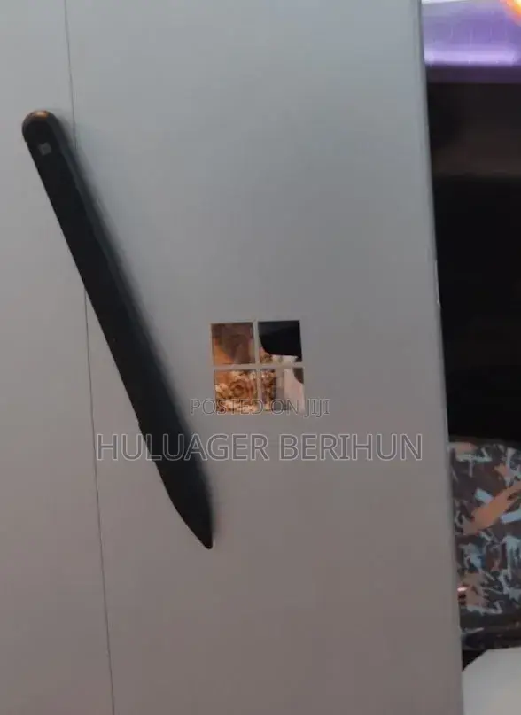 New Laptop Microsoft Surface Pro 9 16GB Intel Core i7 SSD 512GB