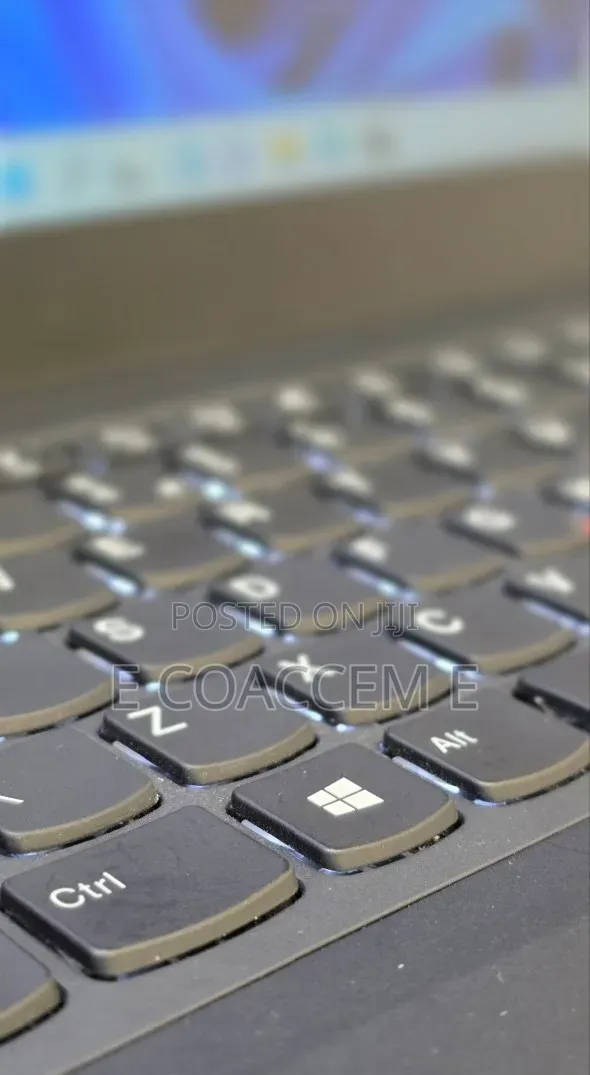 New Laptop Lenovo 16GB AMD Ryzen 7 SSD 512GB
