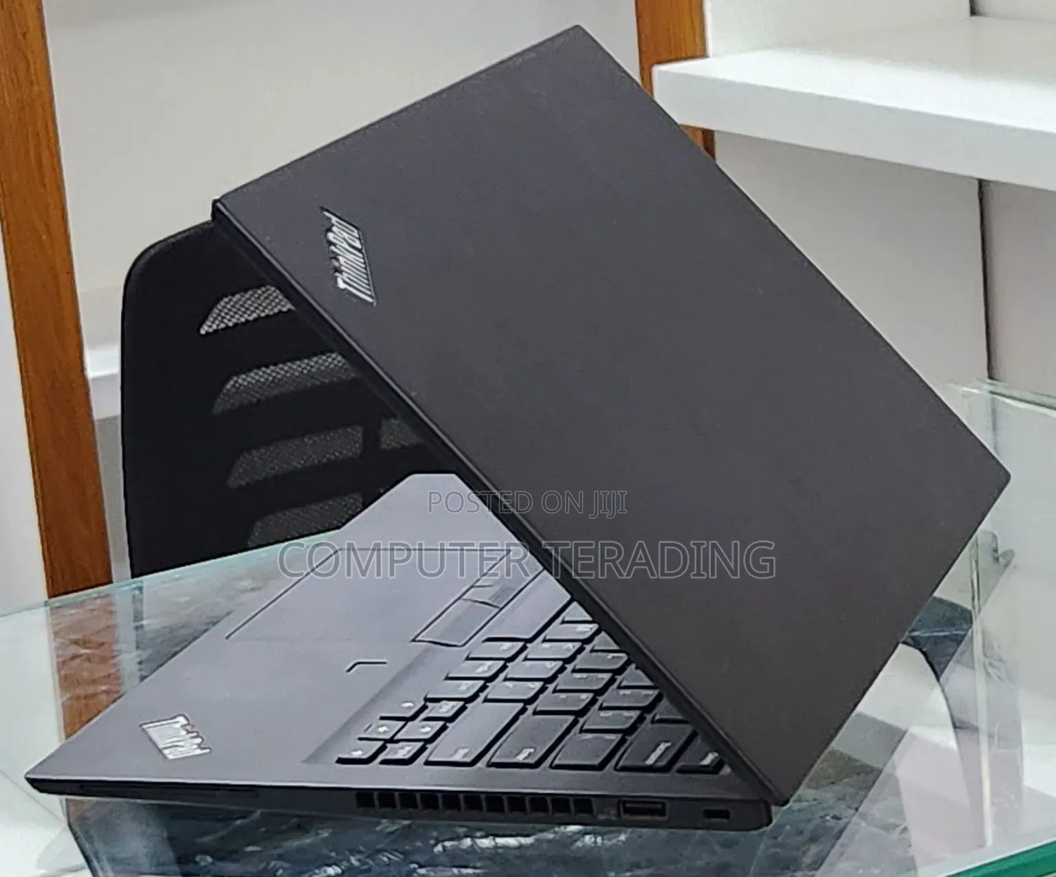New Laptop Lenovo ThinkPad t495s 16GB AMD Ryzen 7 SSD 512GB