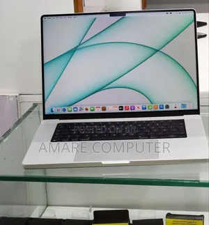 New Laptop Apple MacBook Pro M1 16GB Apple M1 Pro SSD 512GB