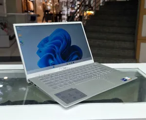 Laptop Dell Inspiron 14 8GB Intel Core i7 SSD 512GB