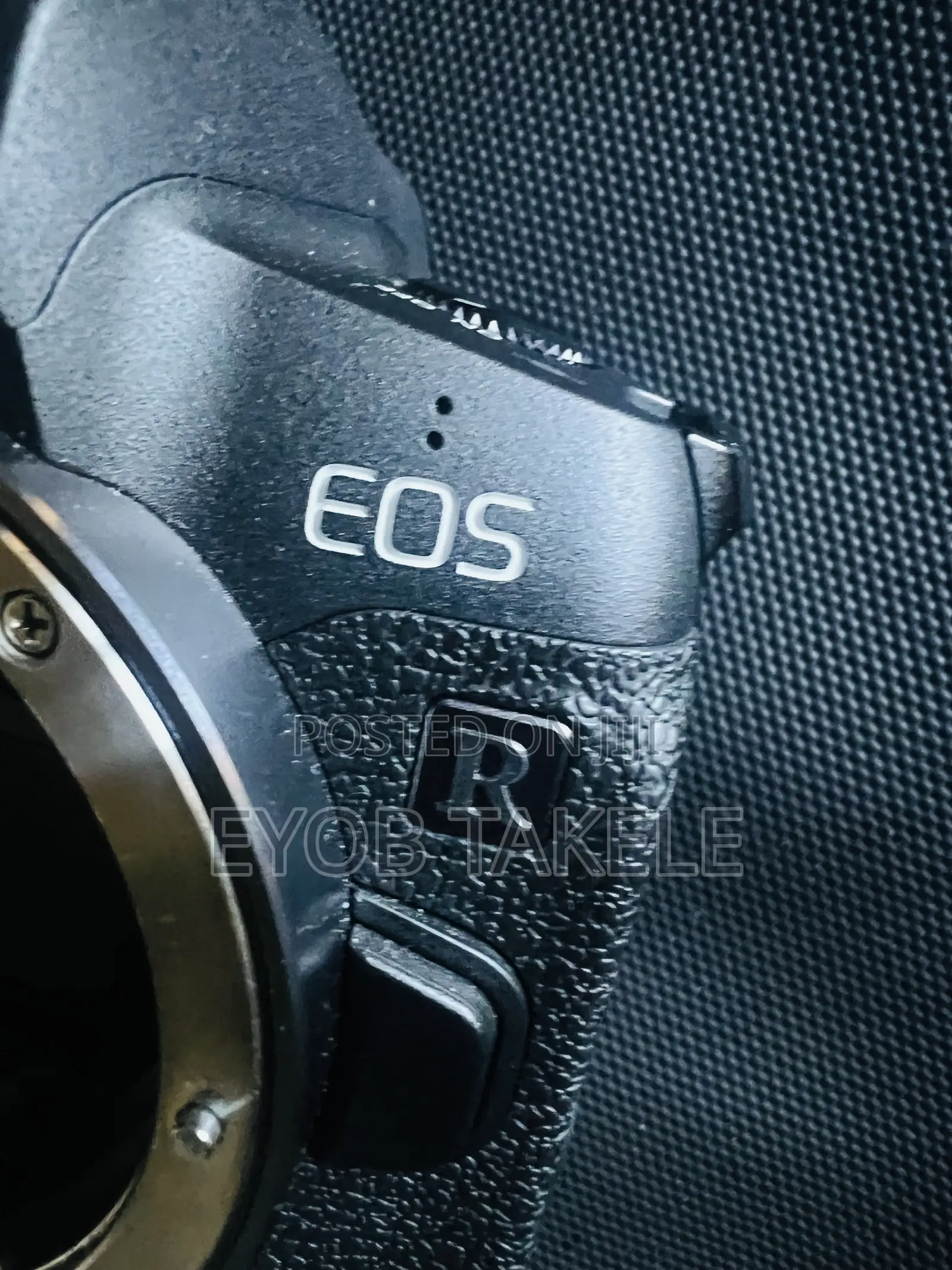 R Camera Body