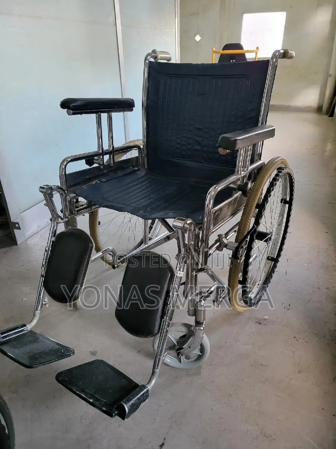 Stronger/European Wheelchair舍可smooth, Stable Ride: Easy to Push