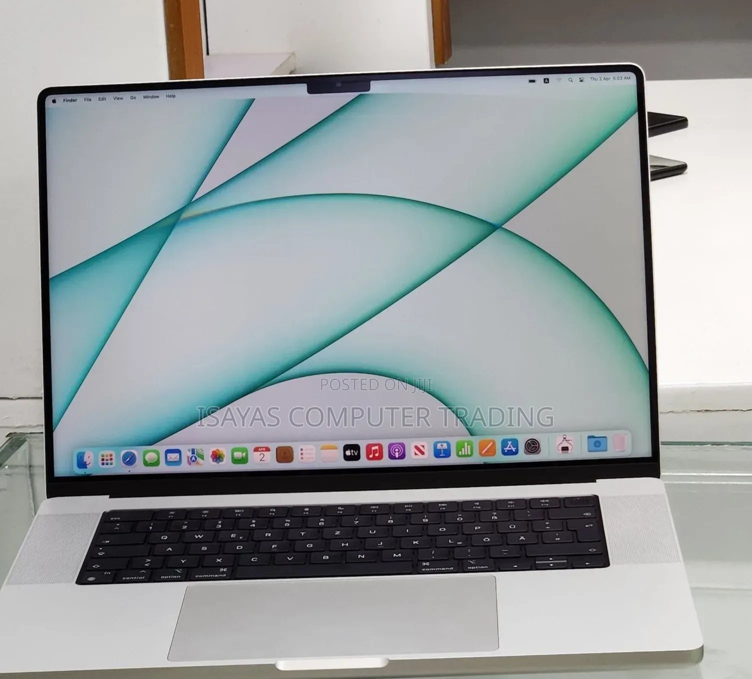 New Laptop Apple MacBook Pro M1 16GB Apple M1 Pro SSD 512GB