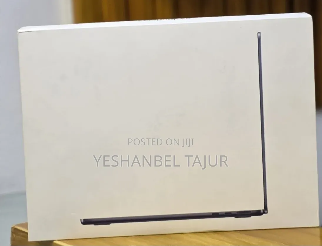 New Laptop Apple MacBook Air 2026 M5 13-inch 16GB Apple M5 SSD 512GB