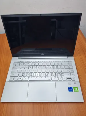 New Laptop HP Pavilion 14 16GB Intel Core i7 SSD 512GB