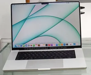 New Laptop Apple MacBook Pro 2021 M1 16GB Apple M1 Pro SSD 512GB