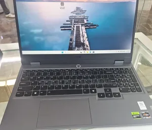 New Laptop Lenovo LOQ 15AHP10 16GB AMD Ryzen 5 SSD 512GB