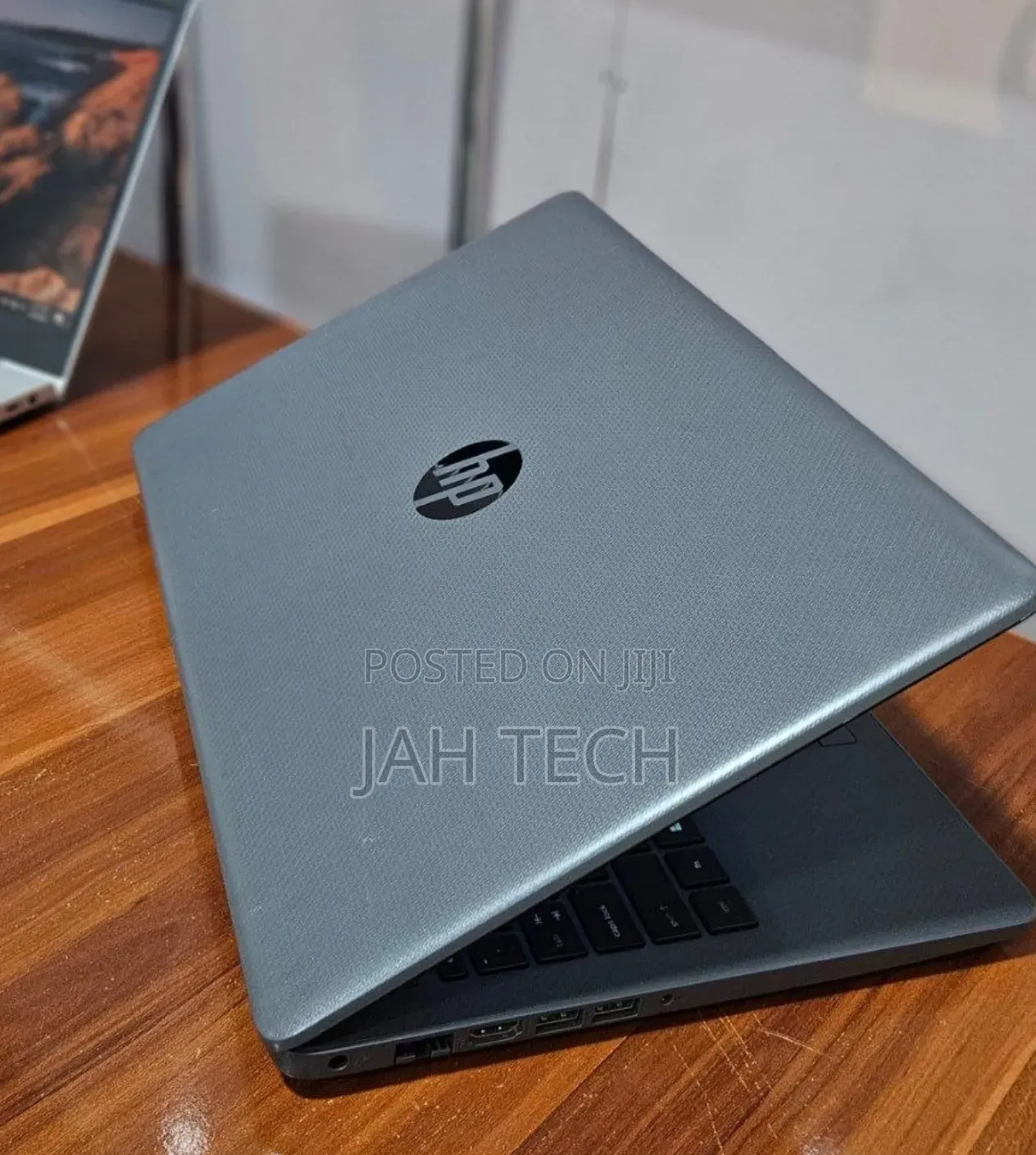 New Laptop HP Stream Notebook 8GB Intel Core i5 HDD 1T
