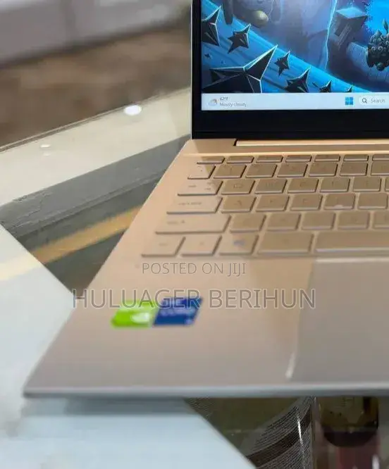 New Laptop HP Pavilion 14 16GB Intel Core i5 SSD 512GB