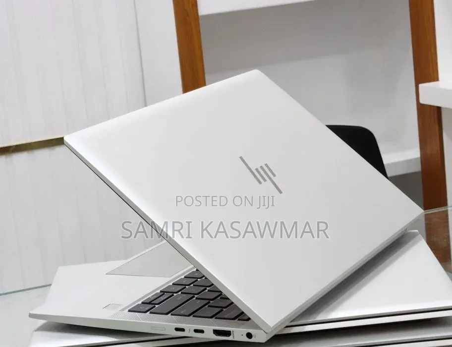 New Laptop HP EliteBook 830 G8 16GB Intel Core i7 SSD 512GB