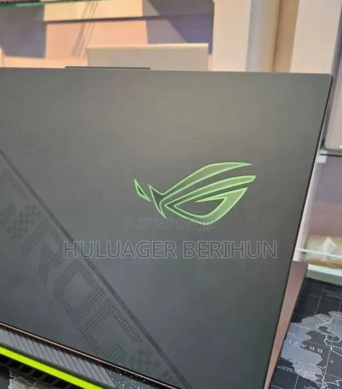 New Laptop Asus ROG Strix G15 16GB Intel Core i9 SSD 1T