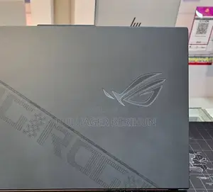 New Laptop Asus ROG Strix G15 16GB Intel Core i9 SSD 1T