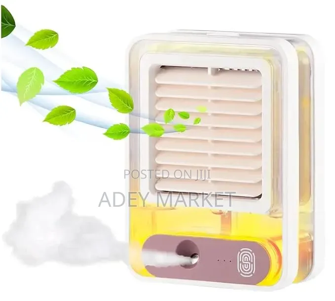 .Mini Humidifier With Fan.