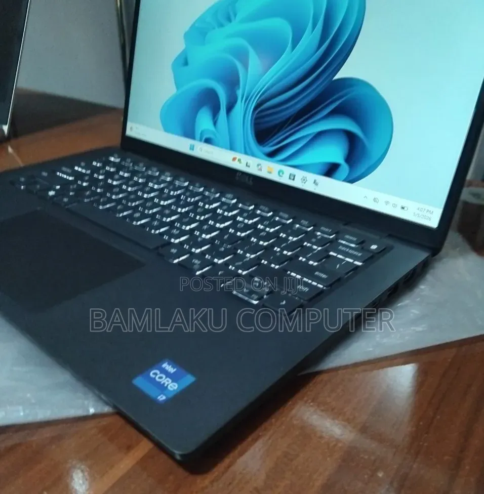 New Laptop Dell Latitude 7420 16GB Intel Core i7 SSD 512GB