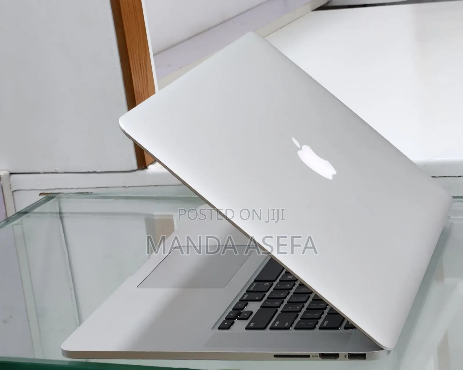 New Laptop Apple MacBook Pro 2015 16GB Intel Core i7 SSD 512GB