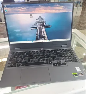 New Laptop Lenovo LOQ 15IRH8 16GB AMD Ryzen 5 SSD 512GB