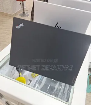 New Laptop Lenovo ThinkPad T14s G4 16GB Intel Core i7 SSD 512GB
