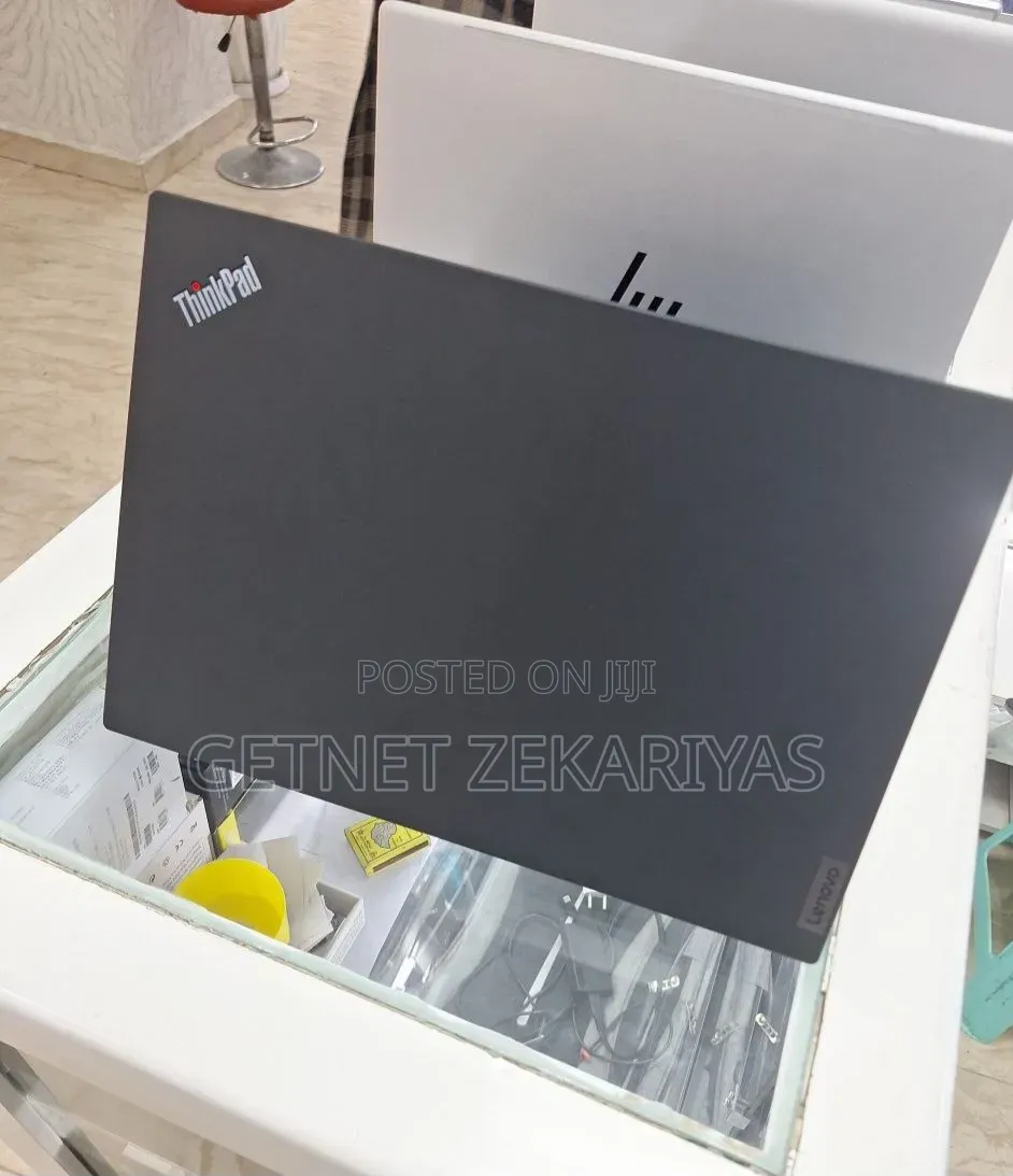 New Laptop Lenovo ThinkPad T14s G4 16GB Intel Core i7 SSD 512GB