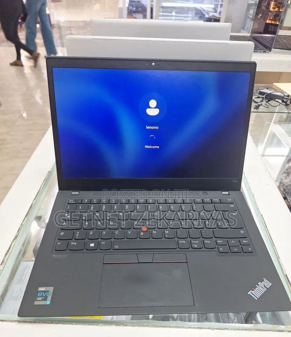 New Laptop Lenovo ThinkPad T14s G4 16GB Intel Core i7 SSD 512GB