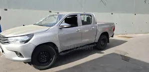 Toyota Hilux 2016 Silver