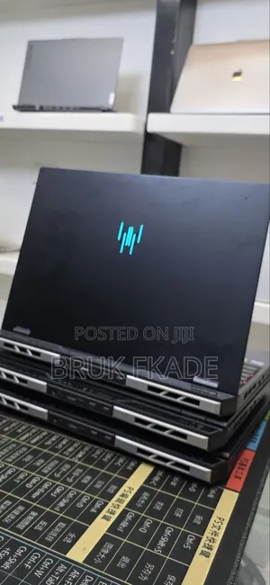 New Laptop Acer Predator Helios Neo 16 16GB Intel Core i9 SSD 1T