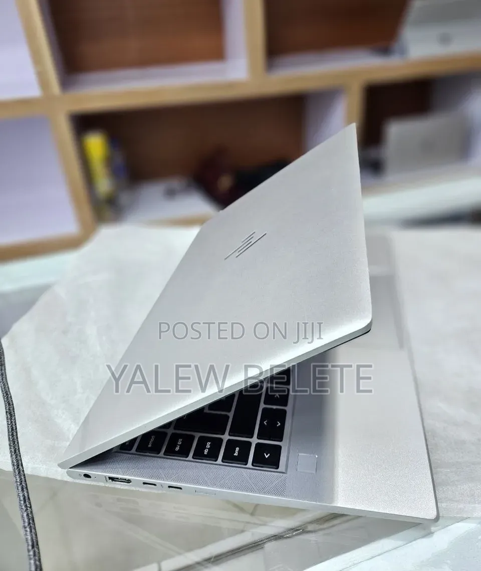 New Laptop HP EliteBook 840 G8 16GB Intel Core i7 SSD 512GB