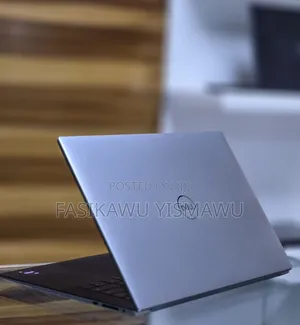New Laptop Dell Precision 5540 16GB Intel Core i9 SSD 512GB