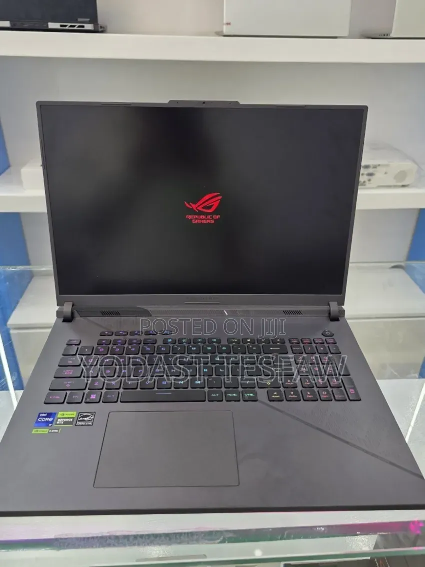 New Laptop Asus ROG Strix G17 16GB Nvidia SSD 1T