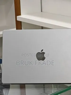 New Apple MacBook Pro 2023 M3 Pro 14-inch 8GB Apple M3 Pro SSD 512GB