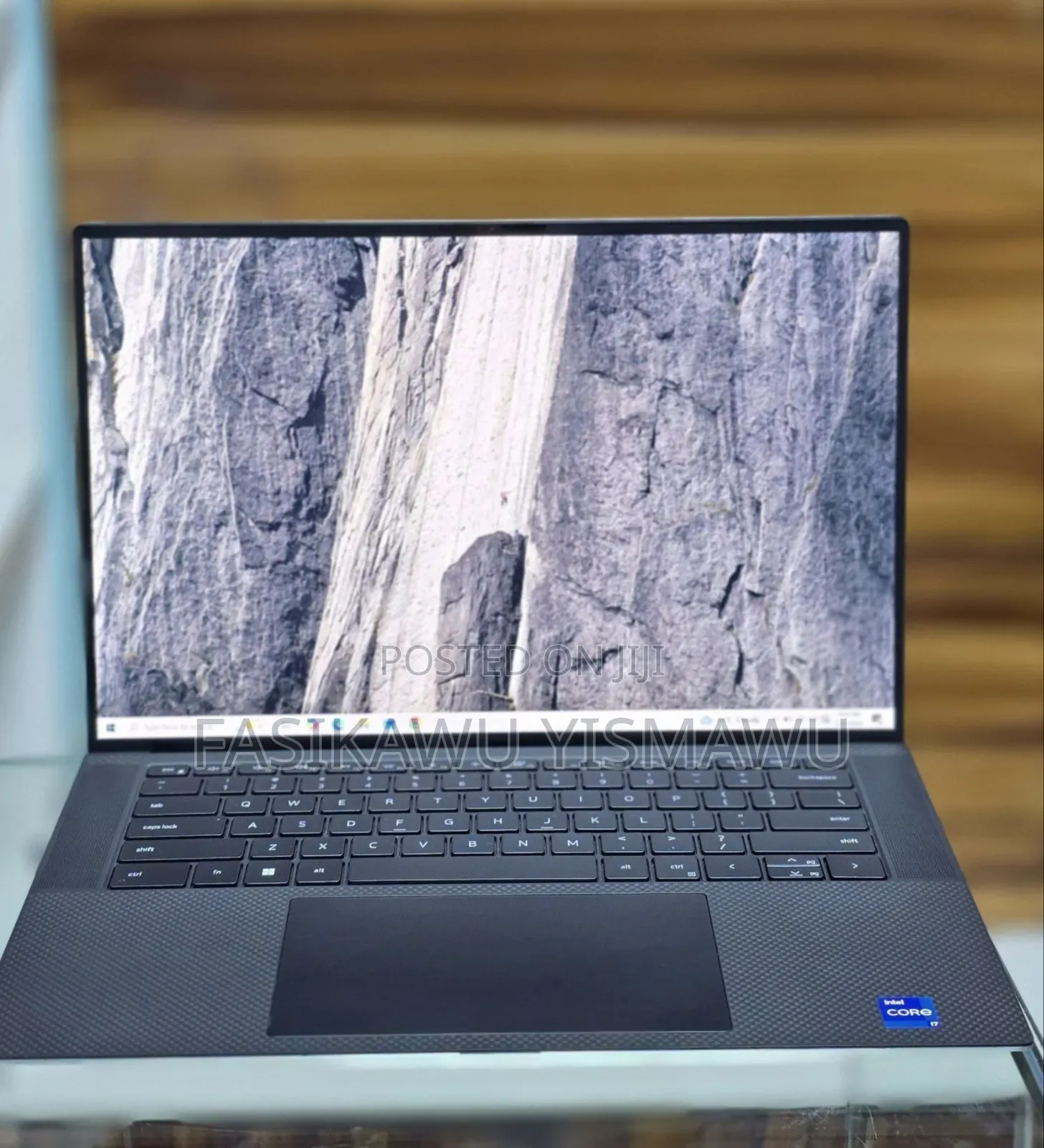 New Laptop Dell XPS 15 16GB Intel Core i7 SSD 1T